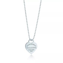 Return to Tiffany Heart tag pendant on a 34" beaded chain. 